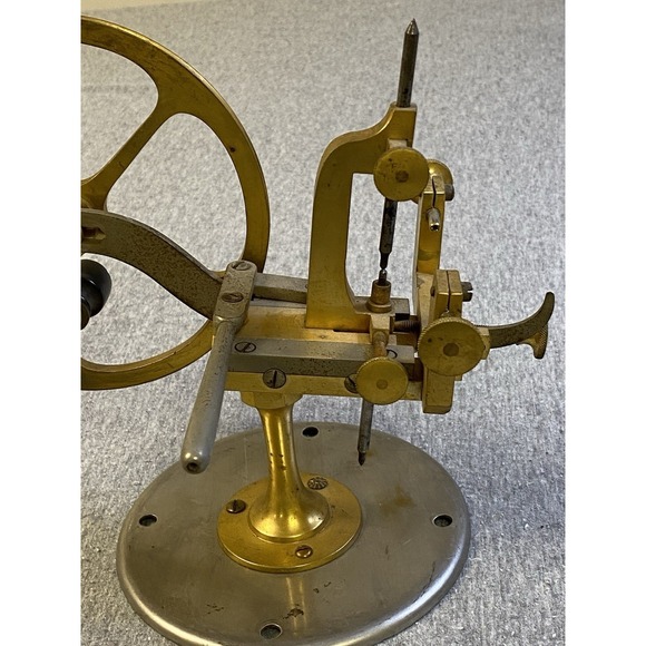 Antique Brass Gear Hobbing Machine Watchmaker Lathe Tool - Picture 11 of 14